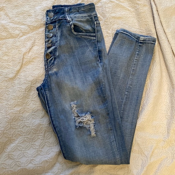 Junior’s jeans | high rise | skinny jeans | Size 5 - Picture 2 of 9